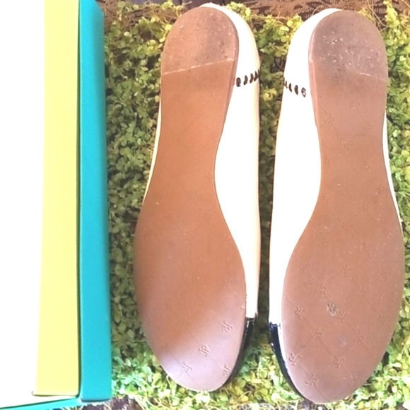 JACK ROGERS Neimans Black Patent Leather TOE BONE Upper Ballet FLATS Shoes 9 Euc - Picture 11 of 12